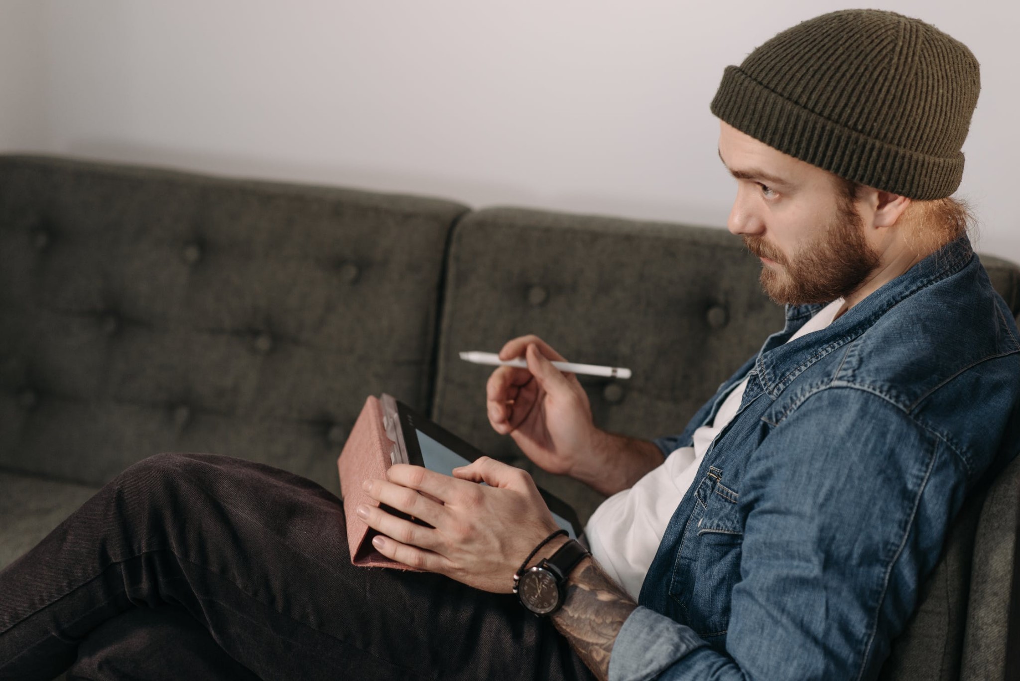 learn tattoo online tattoo artist studying