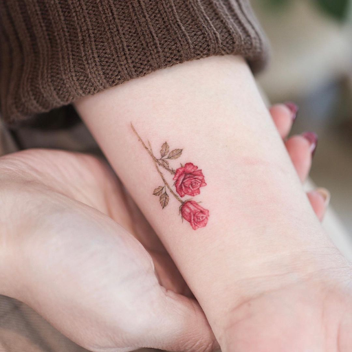 fine lines tatrose tattoo on thin skintoo